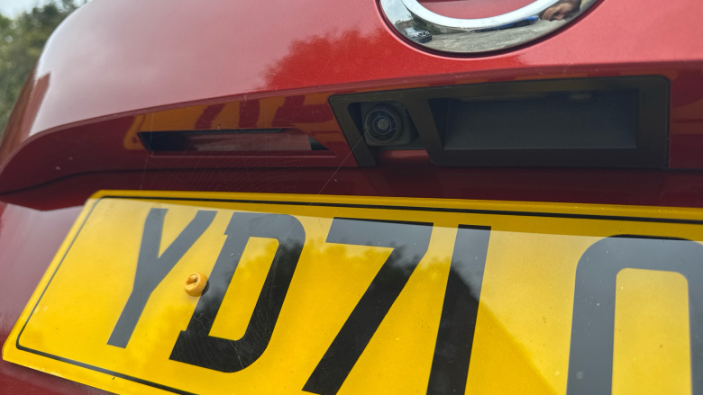 Nissan Juke 1.0 DiG-T 114 Tekna 5dr Petrol Hatchback